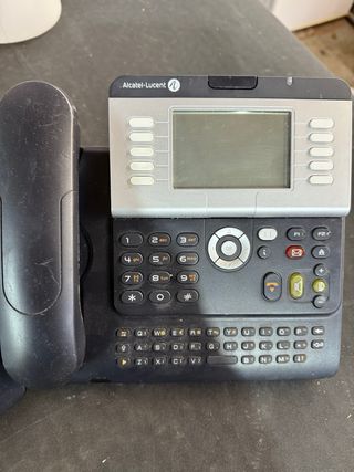 2 Teléfonos Alcatel-Lucent con Teclado