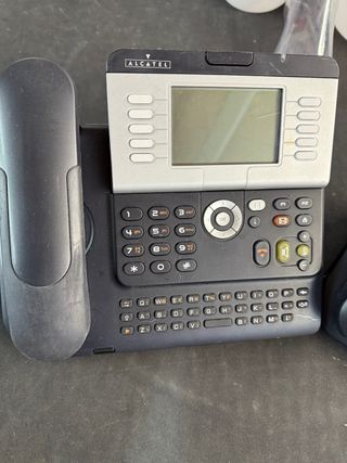 2 Teléfonos Alcatel-Lucent con Teclado