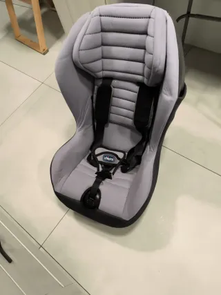 Silla de coche Chicco gris