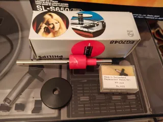 Tocadiscos Vinilo, agujas y barra repuesto LIQUIDA