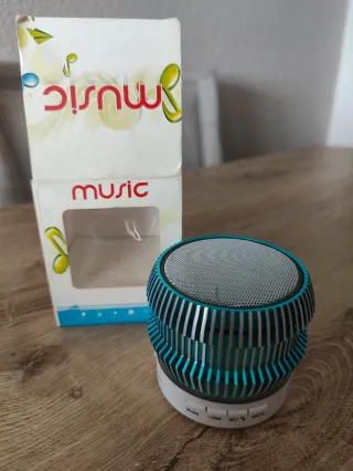 Altavoz de viaje - Conexión bluetooth a móvil/PC