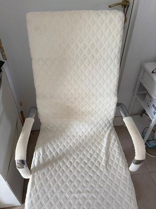 Silla de oficina ergonómica acolchada blanco roto