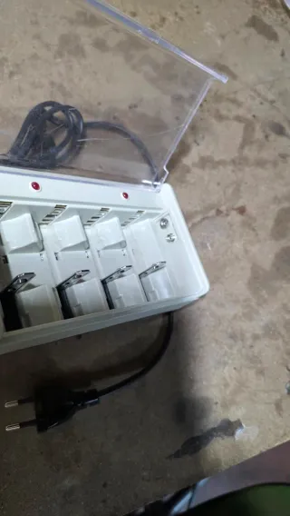 Cargador Universal Cegasa Ni-Cd