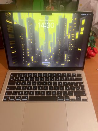MacBook Air M2 2022 Plata
