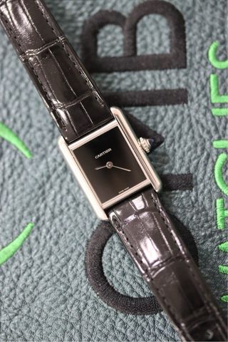 Reloj Cartier Tank Must Negro