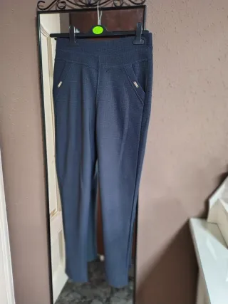 Pantalones grises de vestir