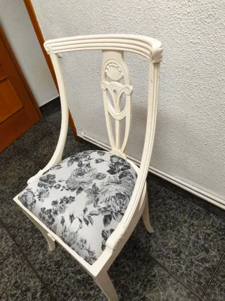 Silla vintage floral madera y tela