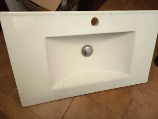 Lavabo de cerámica blanco, precio negociable