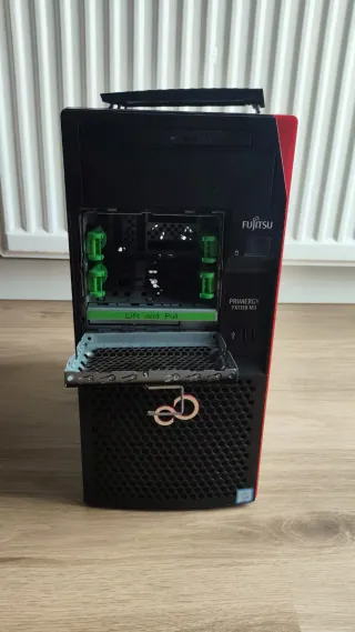 Servidor Fujitsu PRIMERGY TX1310 M3