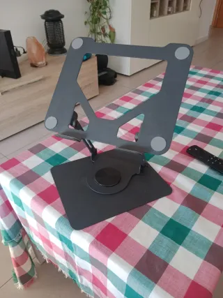 Soporte ajustable para portátil