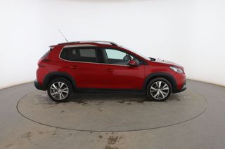 Peugeot 2008 Allure 1.6 BlueHDi 73KW (100CV)