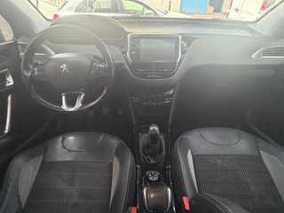 Peugeot 2008 Allure 1.6 BlueHDi 73KW (100CV)