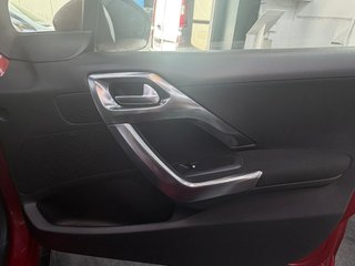 Peugeot 2008 Allure 1.6 BlueHDi 73KW (100CV)