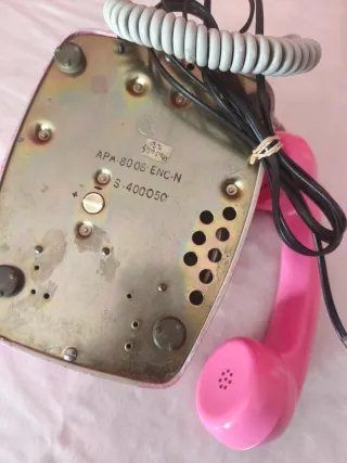 Teléfono antiguo PINTADO rosa CTNE