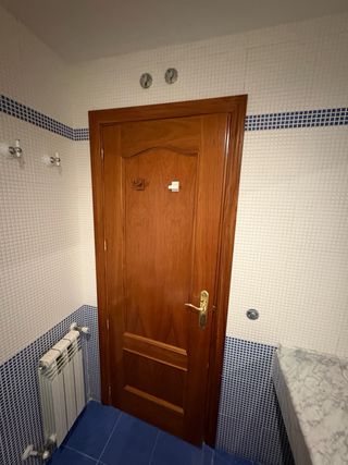 Puerta de madera interior y de cocina