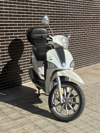 Piaggio Liberty 125cc Scooter 2014 Blanca