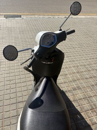 Piaggio Liberty 125cc Scooter 2014 Blanca