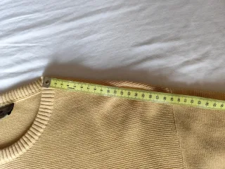 Jersey hombre amarillo usado poco