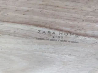 Banco de madera de Zara Home