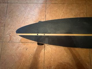 Longboard casi sin usar. Se vende por no usarlo