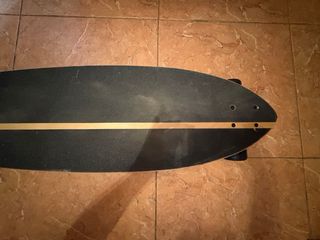 Longboard casi sin usar. Se vende por no usarlo