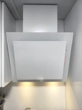 Campana extractora blanca cata