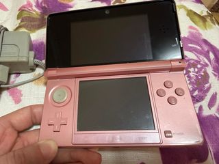 Nintendo 3DS Rosa con Cargador