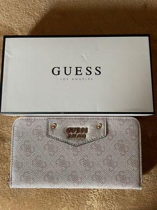 Monedero Guess Rosa Gris