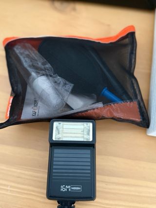 Nikon D5000 + 2 objetivos + trípode