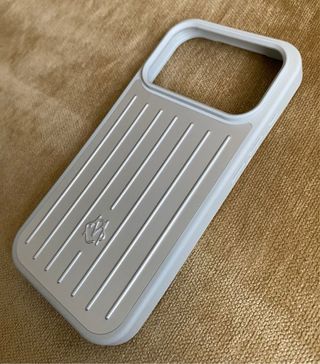 Phonecase RIMOWA iPhone 17 Pro