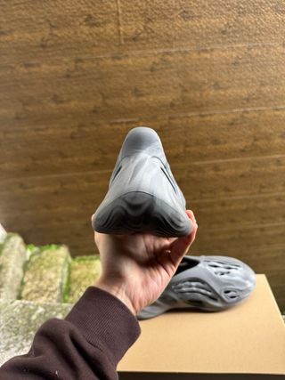 Adidas YEEZY FOAM RUNNER MX GRANITE