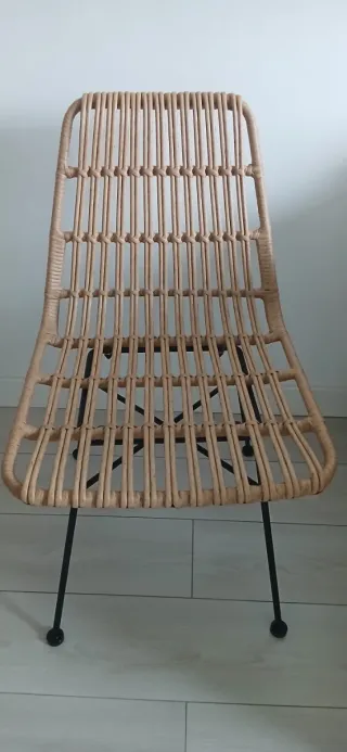 2 Sillas ratán y metal: exterior/ interior