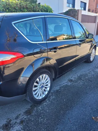 Ford S-MAX 2013