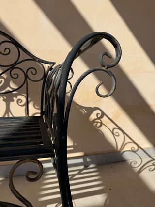 Banco de hierro forjado estilo clásico