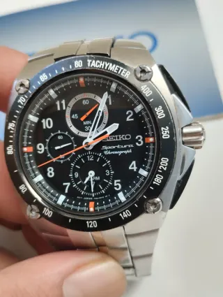 Reloj Seiko Sportura Cronógrafo