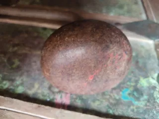 Antiguo taladro manual de manivela