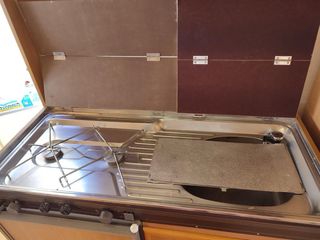 Caravana. <750kg. baño y cocina. NO NEGOCIABLE.