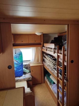 Caravana. <750kg. baño y cocina. NO NEGOCIABLE.