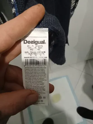 Maglia verde elegante con paillettes