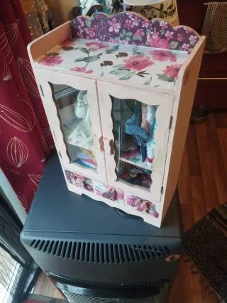 Armario para muñecas Blythe