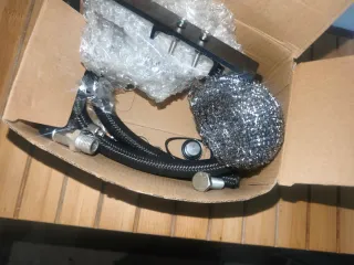 Decantador de aceite negro