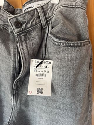 Pantalón vaquero Bershka gris hombre