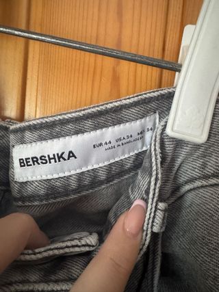 Pantalón vaquero Bershka gris hombre