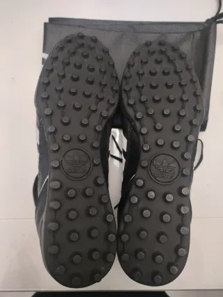 Botas Adidas Kaiser microtacos Talla 44