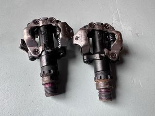 Pedales Shimano PD-M520