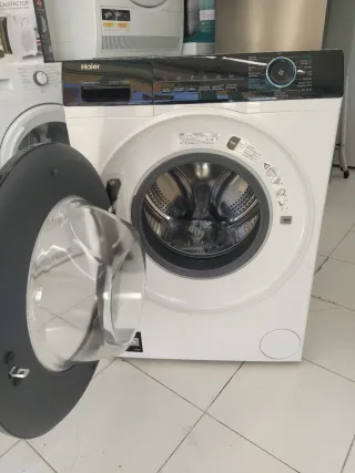 Nuevo con Tara  Lavadora Haier Blanca 8kg