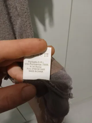 Maglia elegante beige con paillettes