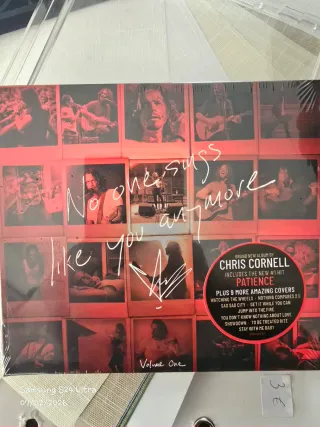 Chris Cornell - No One Sings Like You Anymore Vol.