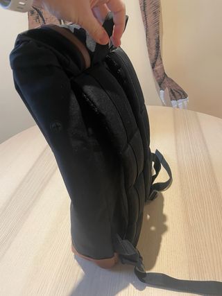 Mochila Herschel Negra y Marrón.