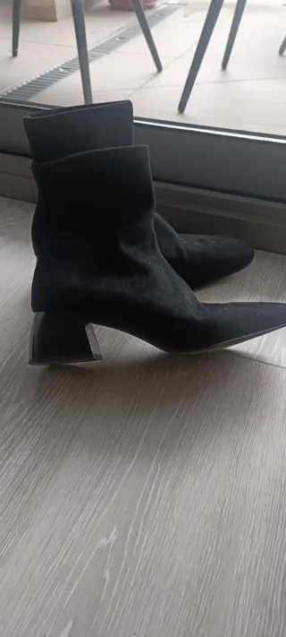 Botas ante tacón charol sin estrenar